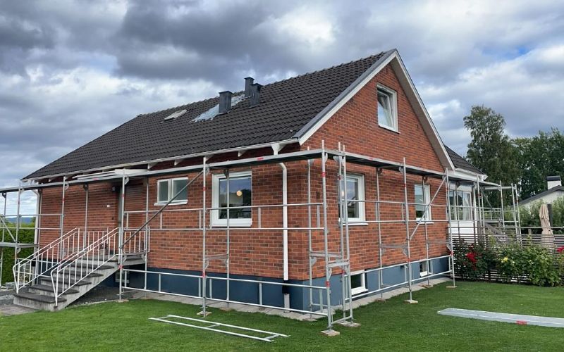 Renovering takpannor & byte av rötskadade vindskivor, Huddinge, Stuvsta