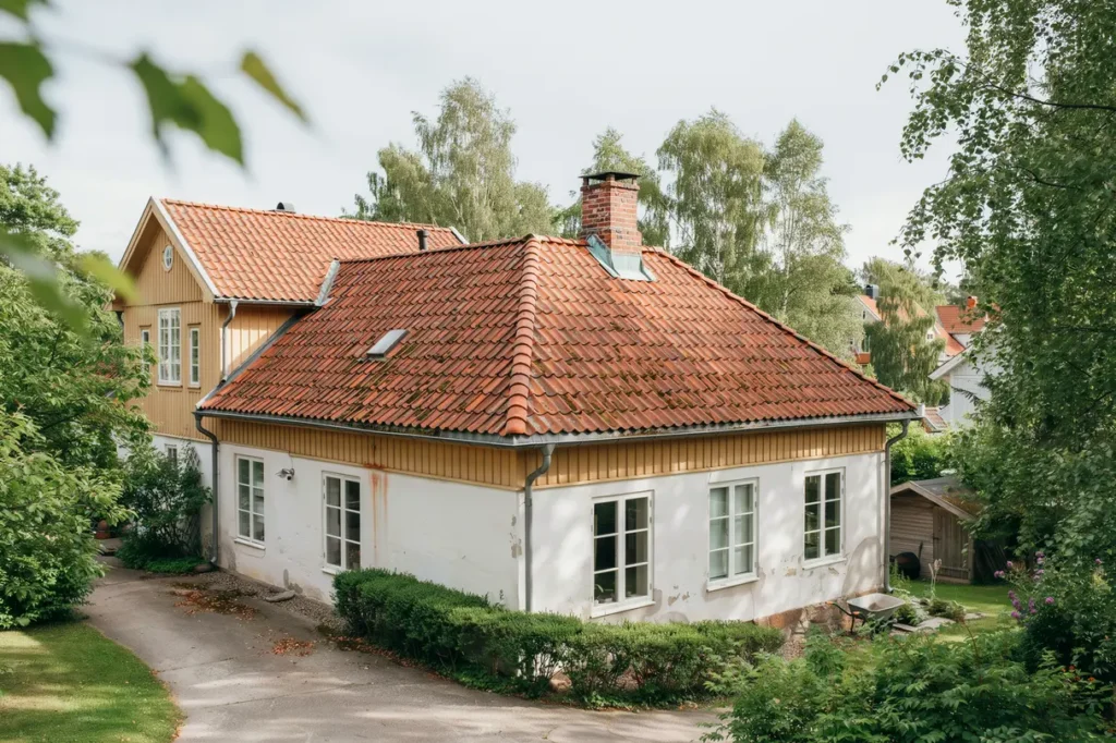 semestertid i juli g r en snabb takkontroll innan h stregnen kommer